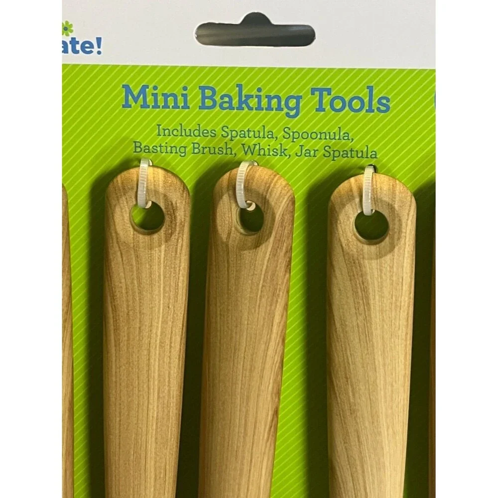 Unbranded piece baking